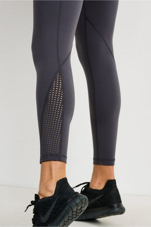 Perforated Panel Highwaist Performance Leggings